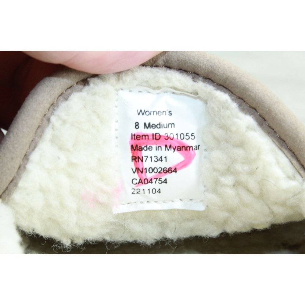 LL Bean Taupe Suede Moccasin Mountain Fleece Lined Slippers Size 8 M - Picture 7 of 9